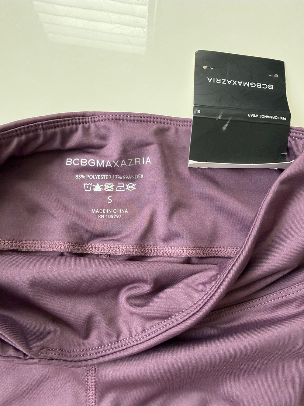 BCBGMaxAzria Girls Mauve Purple Colorblock Performance Leggings - Picture 3 of 7